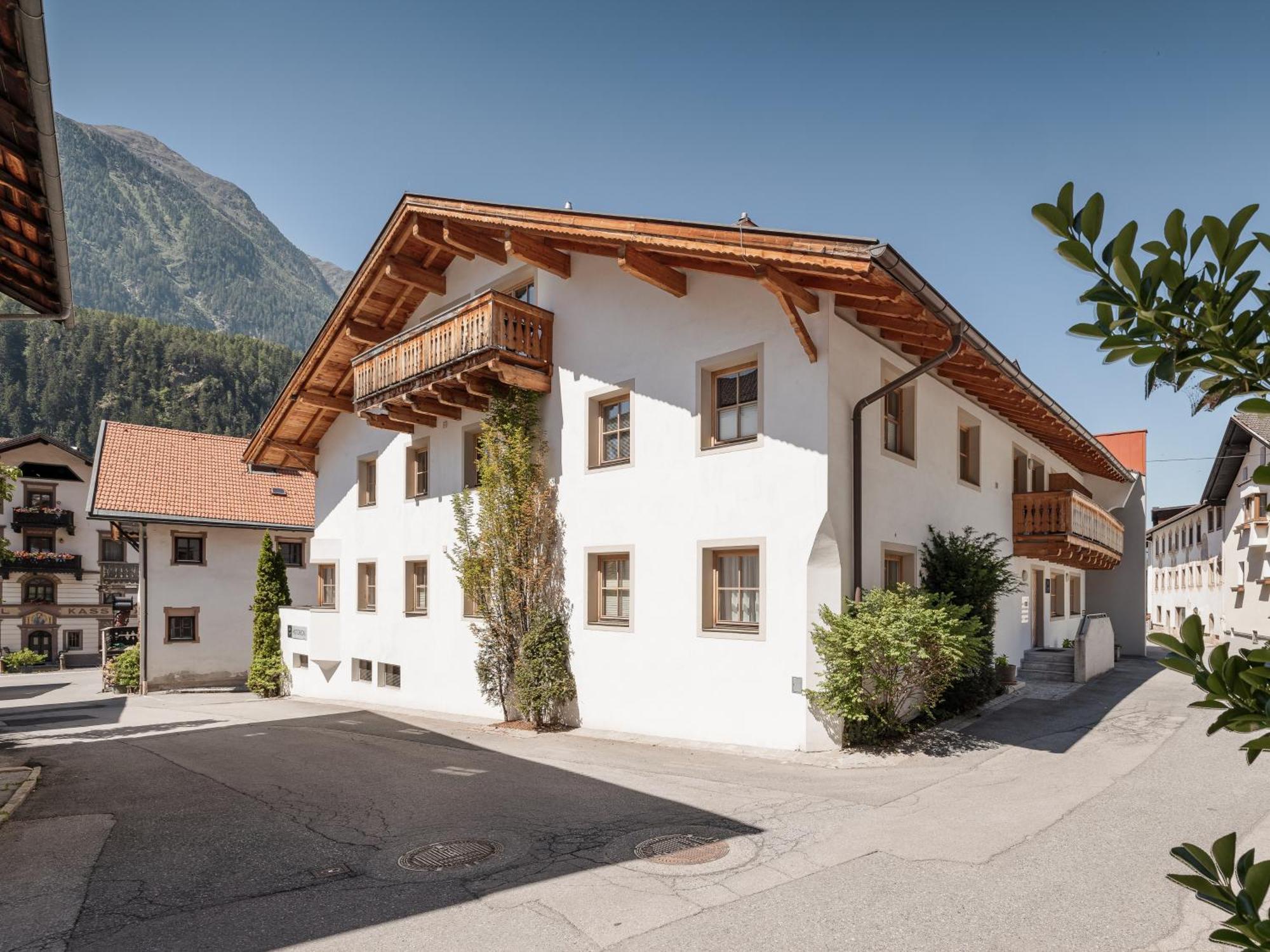Myalps Historical Apartment Oetz Exterior photo